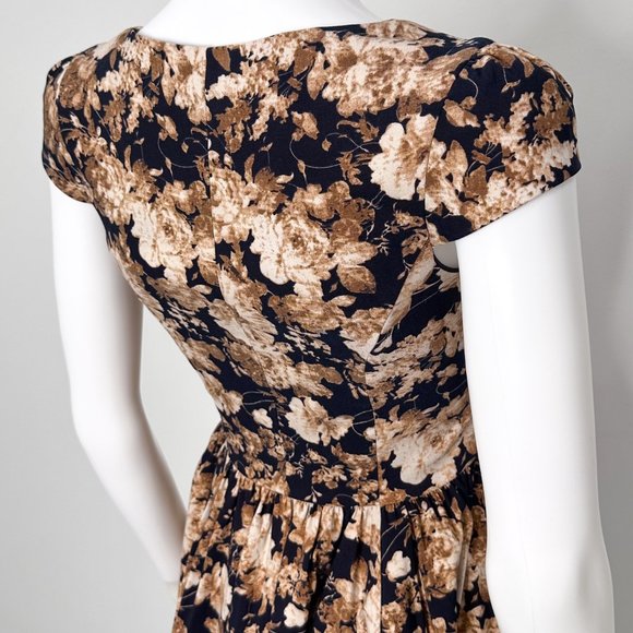 Gracia Cap Sleeve Fit & Flare Skater Floral Print Mini Short Dress Women's Sz S - Picture 9 of 13